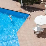 Hotel Tora 3*